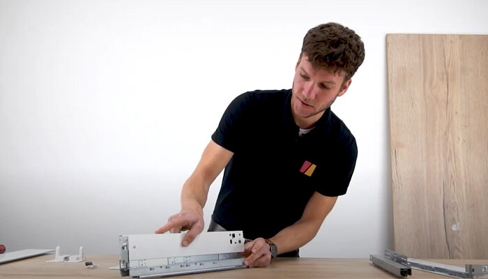 Video:  Het monteren van een Rejs Slimbox zelfbouwset 