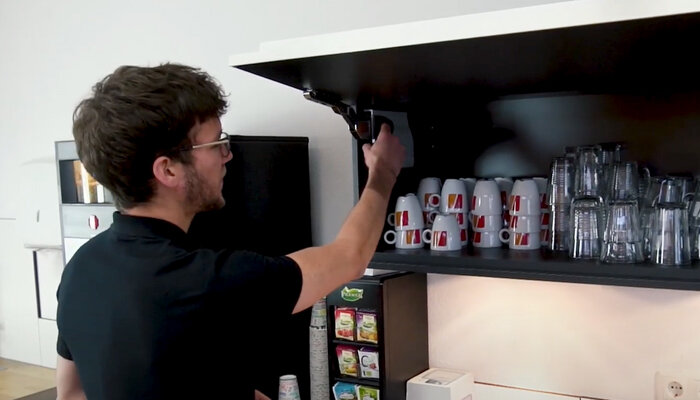 Video: Hoe vervang ik mijn klepbeslag?