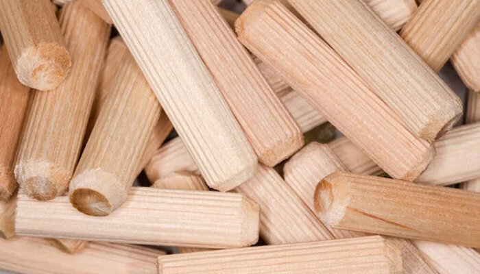 Video: Hoe kan ik hout verbinden met deuvels?