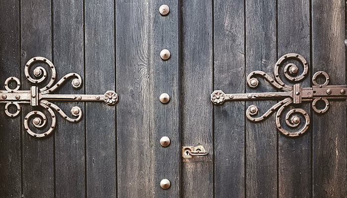 De geschiedenis van het scharnier