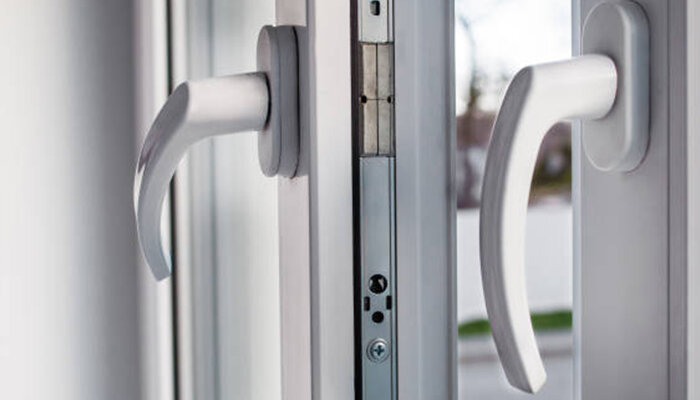 Nieuw in het assortiment: raambeslag